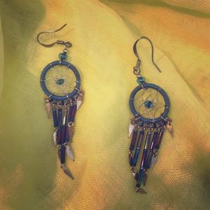Women’s earrings